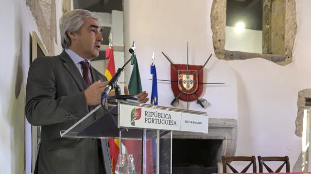 nuno-melo-chamado-ao-parlamento-para-explicar-negocio-das-fragatas