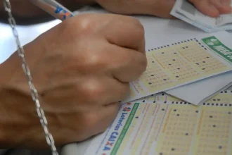 mega-sena-acumula-para-r$-76-milhoes;-confira-os-numeros-sorteados