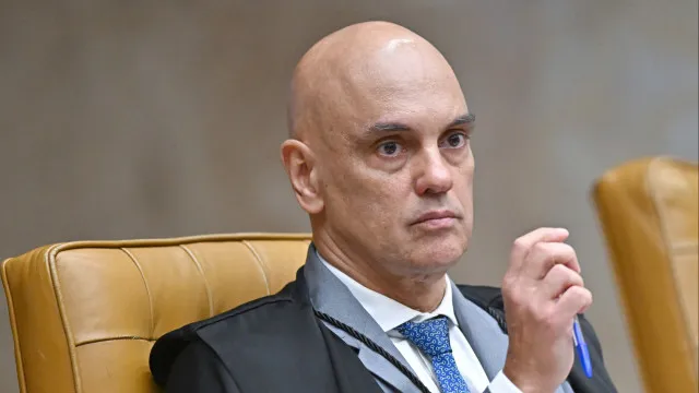 presidente-do-stf-brasileiro-retira-moraes-de-inquerito-das-fake-news