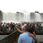turistas-portugueses-no-brasil-sobem-25%-(e-sao-os-principais-da-europa)