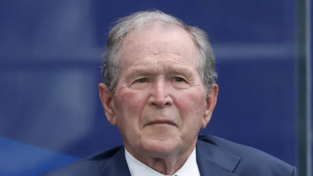 bush-era-presidente-no-11-de-setembro.-hoje-diz:-“nao-se-toma-atencao”