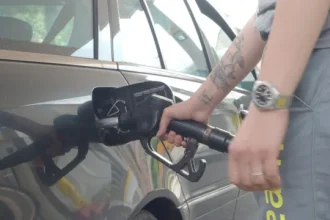 gasoleo-supera-pela-primeira-vez-os-seis-dolares-por-galao-nos-eua