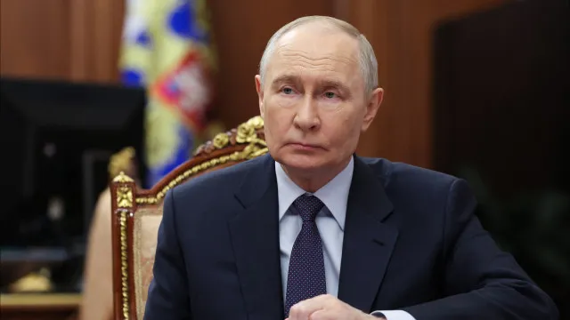 putin-diz-que-envio-de-tropas-europeias-equivale-a-“guerra-contra-russia”