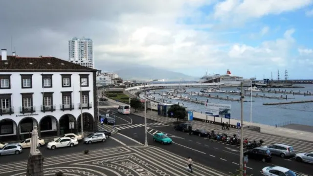 be-questiona-governo-dos-acores-sobre-transporte-publico-em-sao-miguel