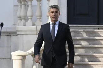 carneiro-defende-“caminho”-para-referendo-a-regionalizacao