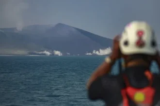 indonesia-prolonga-bucas-por-cinco-jornalistas-desaparecidos-em-naufragio