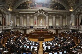 portugal-entre-paises-europeus-com-mais-recuos-no-desempenho-democratico