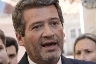 ventura-acusa-psd-e-aguiar-branco-de-tentarem-bloquear-inquerito-a-neves