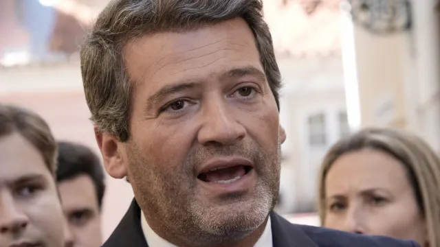 ventura-acusa-psd-e-aguiar-branco-de-tentarem-bloquear-inquerito-a-neves
