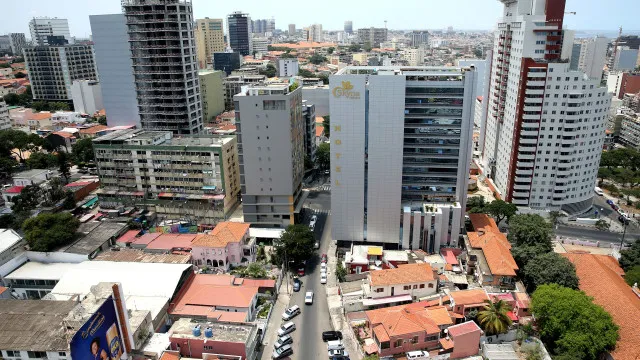 angola-e-brasil-assinam-acordo-para-facilitar-futuros-investimentos