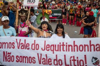 maioria-dos-projetos-no-congresso-ameacam-indigenas,-diz-pesquisa