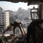 pelo-menos-13-pessoas-morreram-apos-desabamento-de-um-edificio-em-gaza