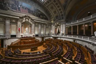 regresso-ao-parlamento:-que-temas-vao-marcar-a-nova-sessao-legislativa?