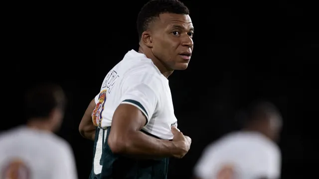 mbappe-explica-gesto-com-camisa-de-apoio-a-ceuta-no-real-madrid