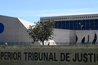 stj-suspende-processos-sobre-aluguel-de-curta-temporada-em-condominios