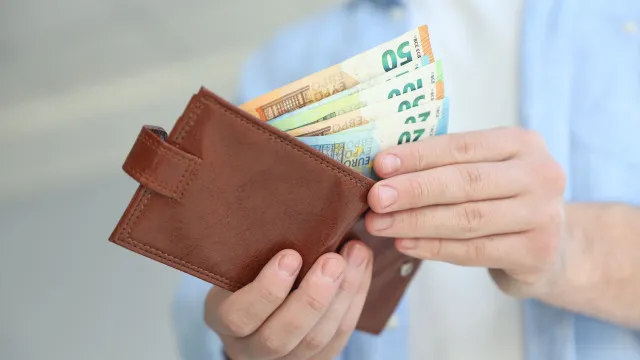 irs,-pensoes,-combustiveis-e-passe-de-20e:-qual-o-impacto-na-carteira?