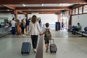pai-registra-boletim-de-ocorrencia-apos-mae-se-mudar-para-porto-seguro-com-filho-de-9-anos-sem-avisa-lo