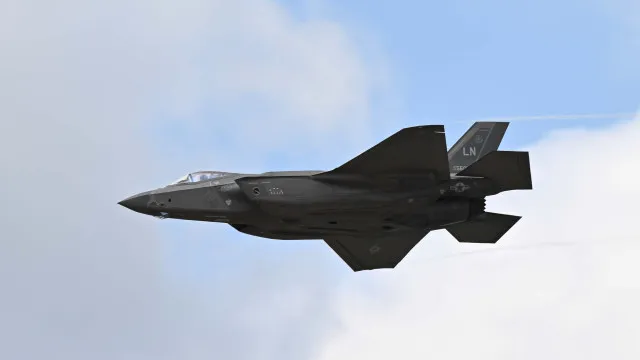 alemanha-recebeu-hoje-o-primeiro-f-35-que-encomendou-aos-eua