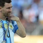 o-clube-que-ainda-sonha-com-messi:-“enquanto-jogar,-ha-esperanca”