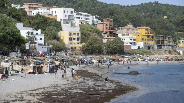 embaixada-espanhola-em-rabat-faz-campanha-para-dissuadir-travessias-para-ceuta
