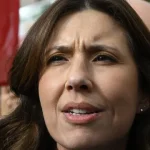 il-quer-jovens-mais-“exigentes-e-reivindicativos”-com-politicos