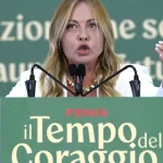 meloni-quer-limitar-alunos-estrangeiros-e-proibir-burca-nas-escolas
