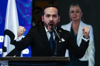 presidente-colombiano-ordena-envio-do-exercito-para-santa-marta