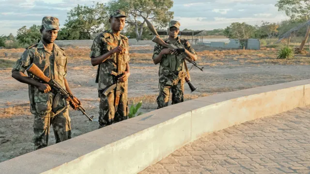 supostos-terroristas-matam-e-sequestram-civis-em-muidumbe