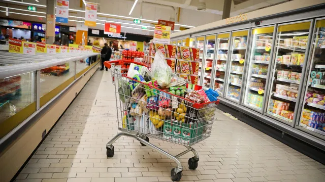 cabaz-alimentar-desce-1,86-euros-na-ultima-semana-para-255,97-euros