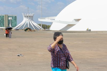 estudo-preve-ate-13,3-mil-mortes-no-brasil-com-calor-do-super-el-nino