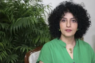 nobel-iraniana-narges-mohammadi-publica-as-suas-memorias
