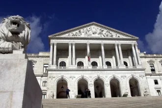 ar-debate-hoje-alivio-do-custo-de-vida.-o-que-propoem-os-partidos?