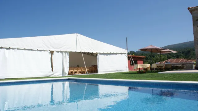 casamento-torna-se-em-batalha-campal-apos-discussao-entre…-os-noivos