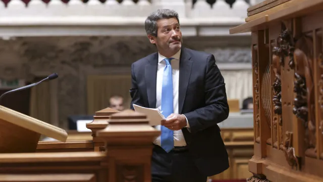 ventura-desafia-ps-no-iva-dos-combustiveis,-psd-chama-lhe-“aldrabao”
