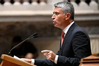 ps-alerta-para-empresas-em-risco-e-“milhares”-de-postos-de-trabalho