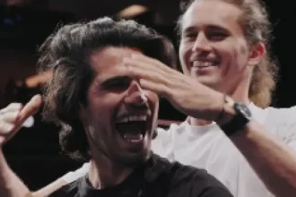 zverev-vira-‘cabeleireiro’-e-muda-visual-de-alcaraz-antes-da-laver-cup