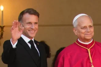 quatro-dias,-quatro-presentes:-o-que-vai-macron-oferecer-a-papa-leao-xiv?