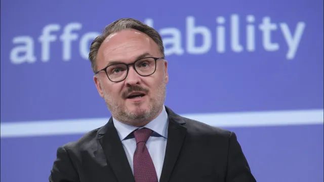 bruxelas-pede-aos-paises-da-ue-medidas-para-reduzir-consumo-de-gas-e-luz