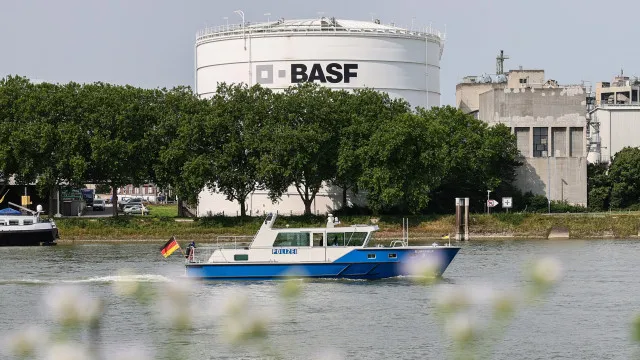 grupo-quimico-alemao-basf-negoceia-aquisicao-da-concorrente-evonik