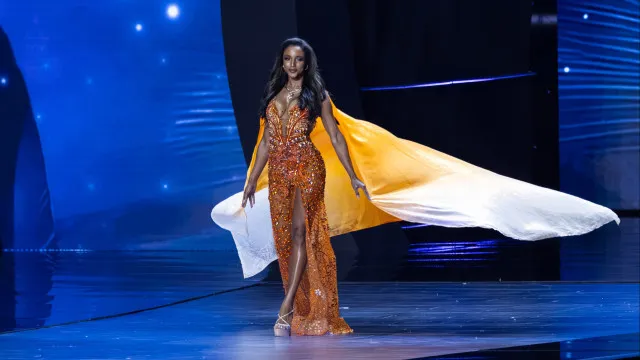 miss-jamaica-processa-miss-universo-apos-queda-que-deixou-sequelas