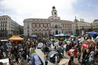 milhares-protestam-em-madrid-em-defesa-da-educacao-e-contra-os-cortes