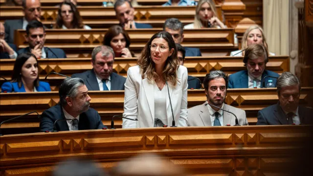 montenegro?-“se-e-eleito-para-fazer-diferente-de-costa,-espero-que-faca”