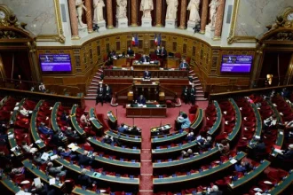 recorde-da-extrema-direita-no-senado-frances-a-7-meses-de-presidenciais