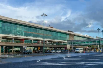 aeroportos-da-madeira-movimentaram-mais-de-606-mil-passageiros-em-agosto