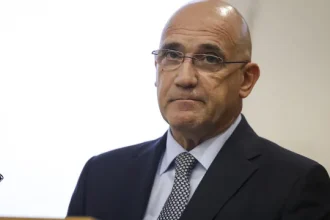 passos-coelho-defende-mais-“agilidade”-nas-decisoes-do-estado