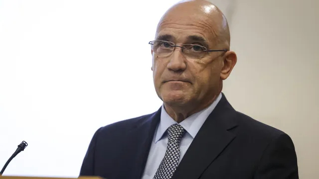 passos-coelho-defende-mais-“agilidade”-nas-decisoes-do-estado
