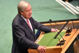 guterres-recebe-araqchi-enquanto-eua-e-teerao-negociam-reabertura-de-ormuz
