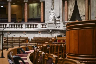 governo-continuou-a-ouvir-partidos-sobre-oe2027:-o-que-saiu-das-reunioes?