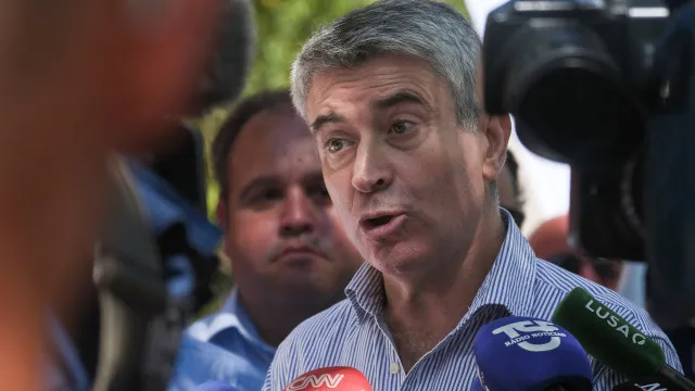 caso-gemeas?-“trata-se-da-justica-a-fazer-o-seu-trabalho”,-diz-carneiro