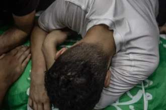 sobe-para-seis-numero-de-mortos-em-ataques-israelitas-em-gaza